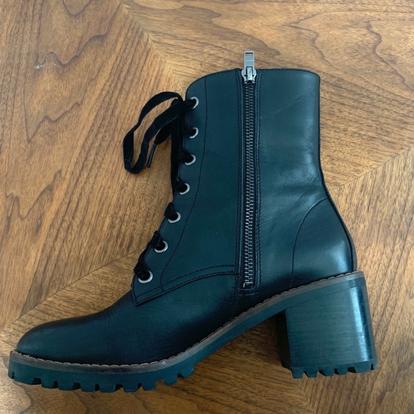 Authentic Coach Jadyn Bootie - Picture 3 of 6